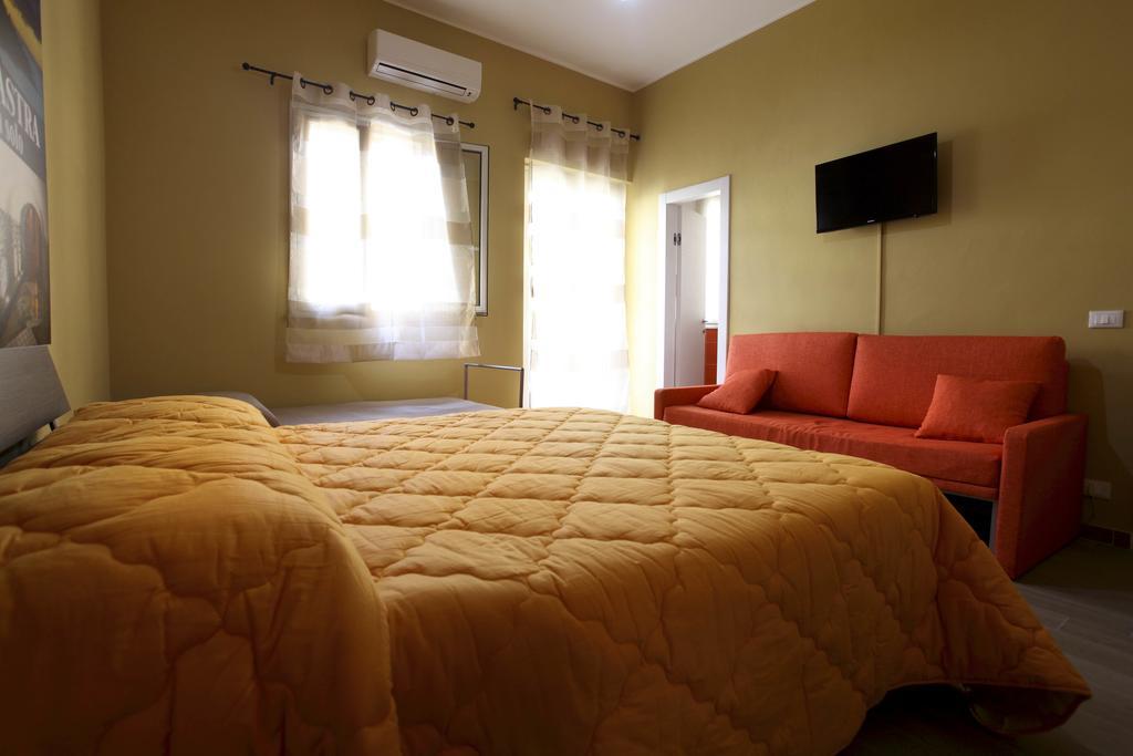 B&B La Grande Mela Santo Stefano di Camastra Quarto foto