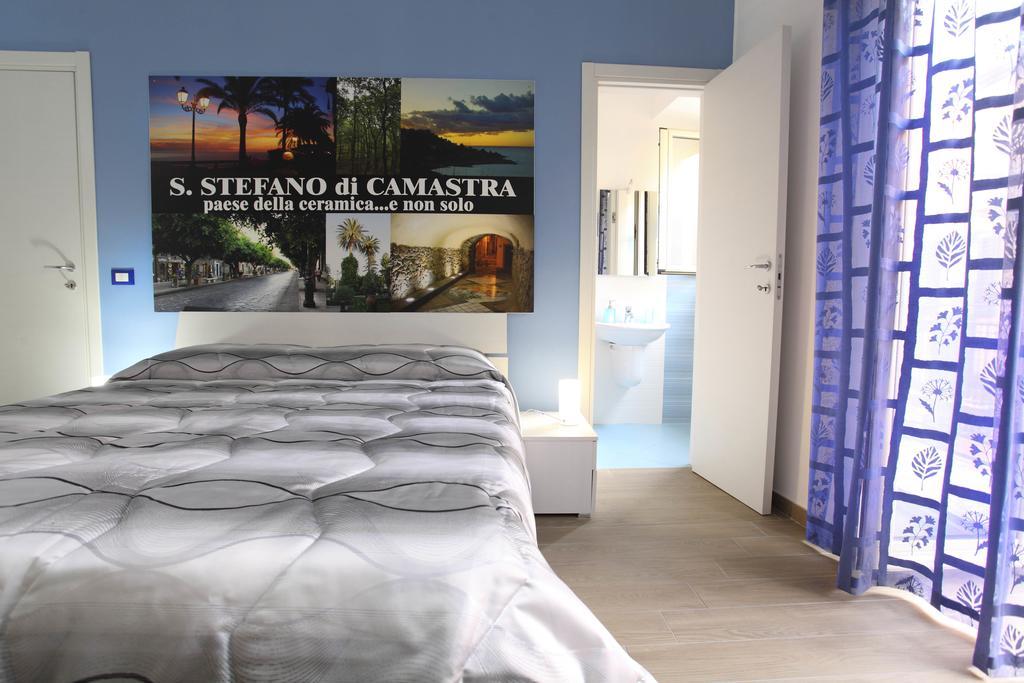 B&B La Grande Mela Santo Stefano di Camastra Quarto foto